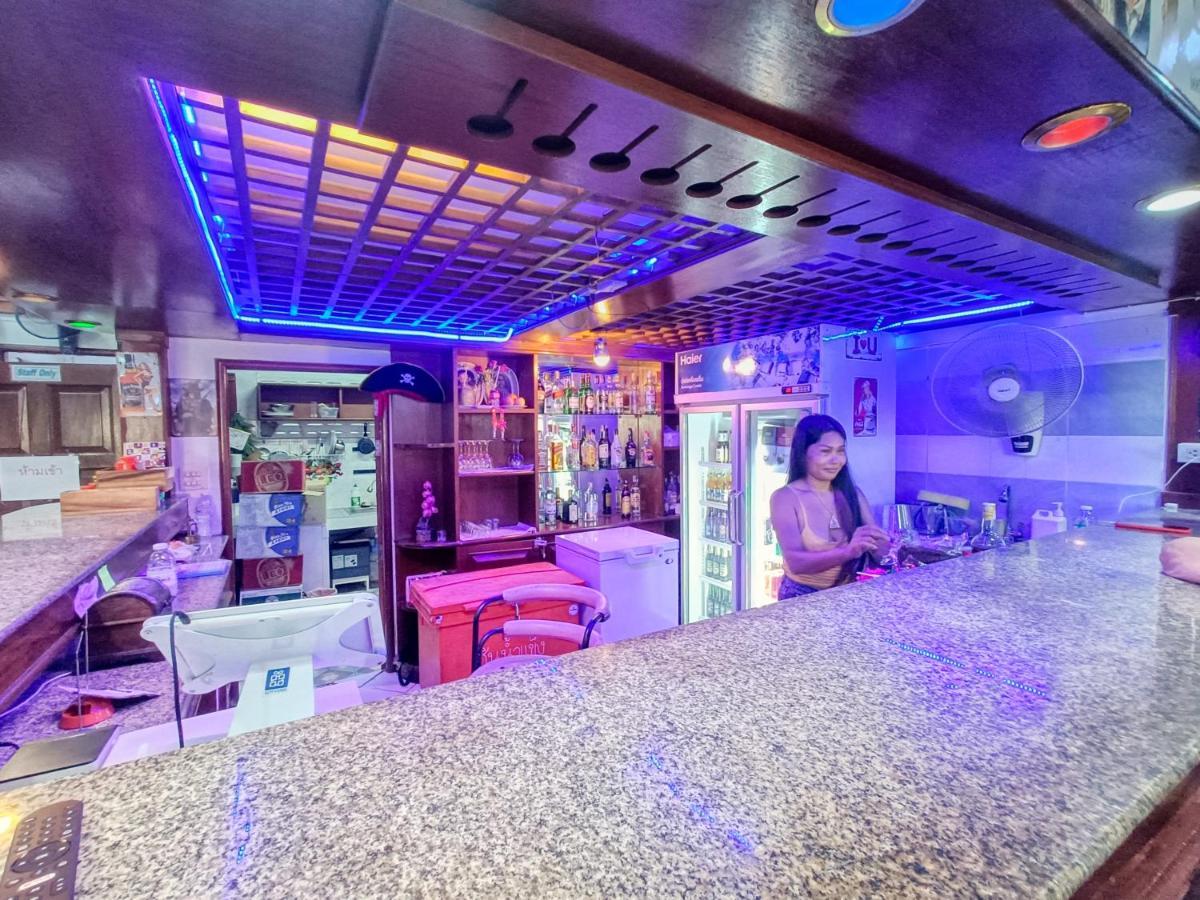 Black Pearl Patong Beachfront Exterior foto